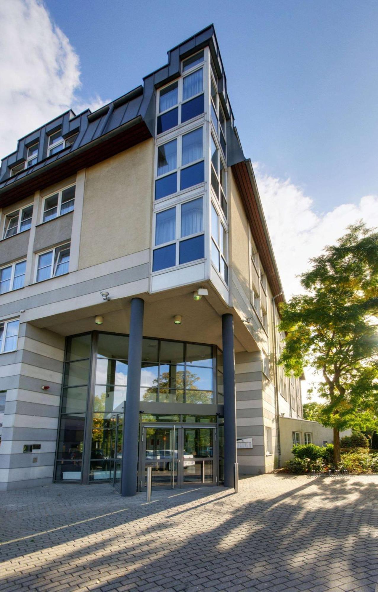 Hotel Krefeld-sued 4*